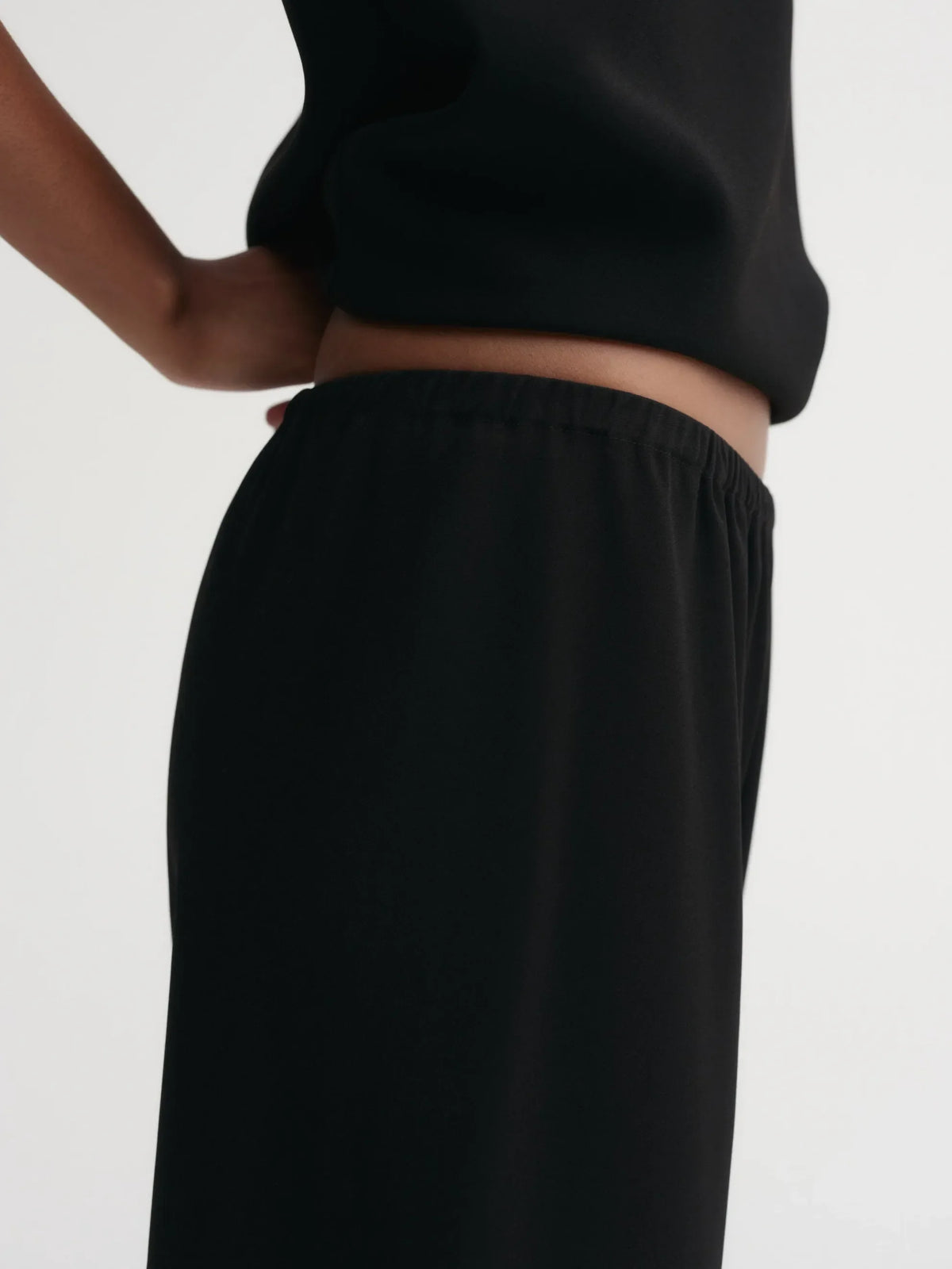Crepe Pants - Black
