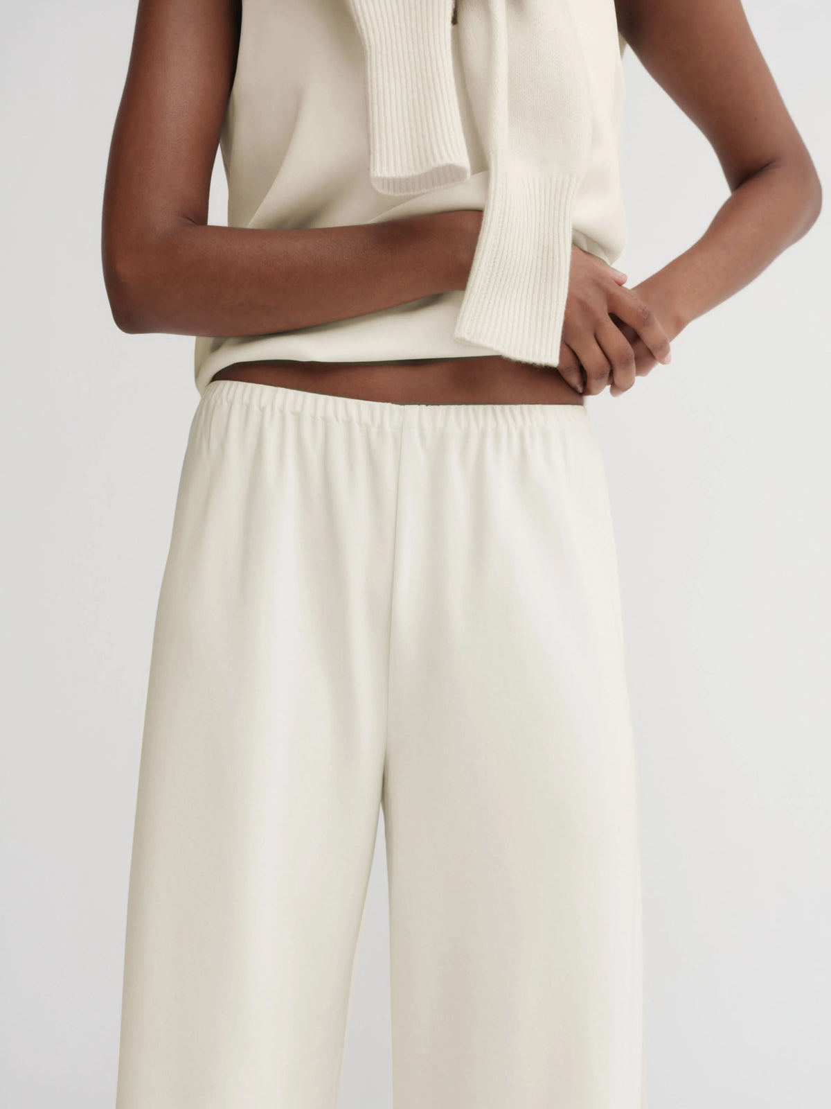Bea Crepe Pants - Cream
